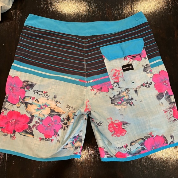 Hurley men’s board short - Picture 4 of 4